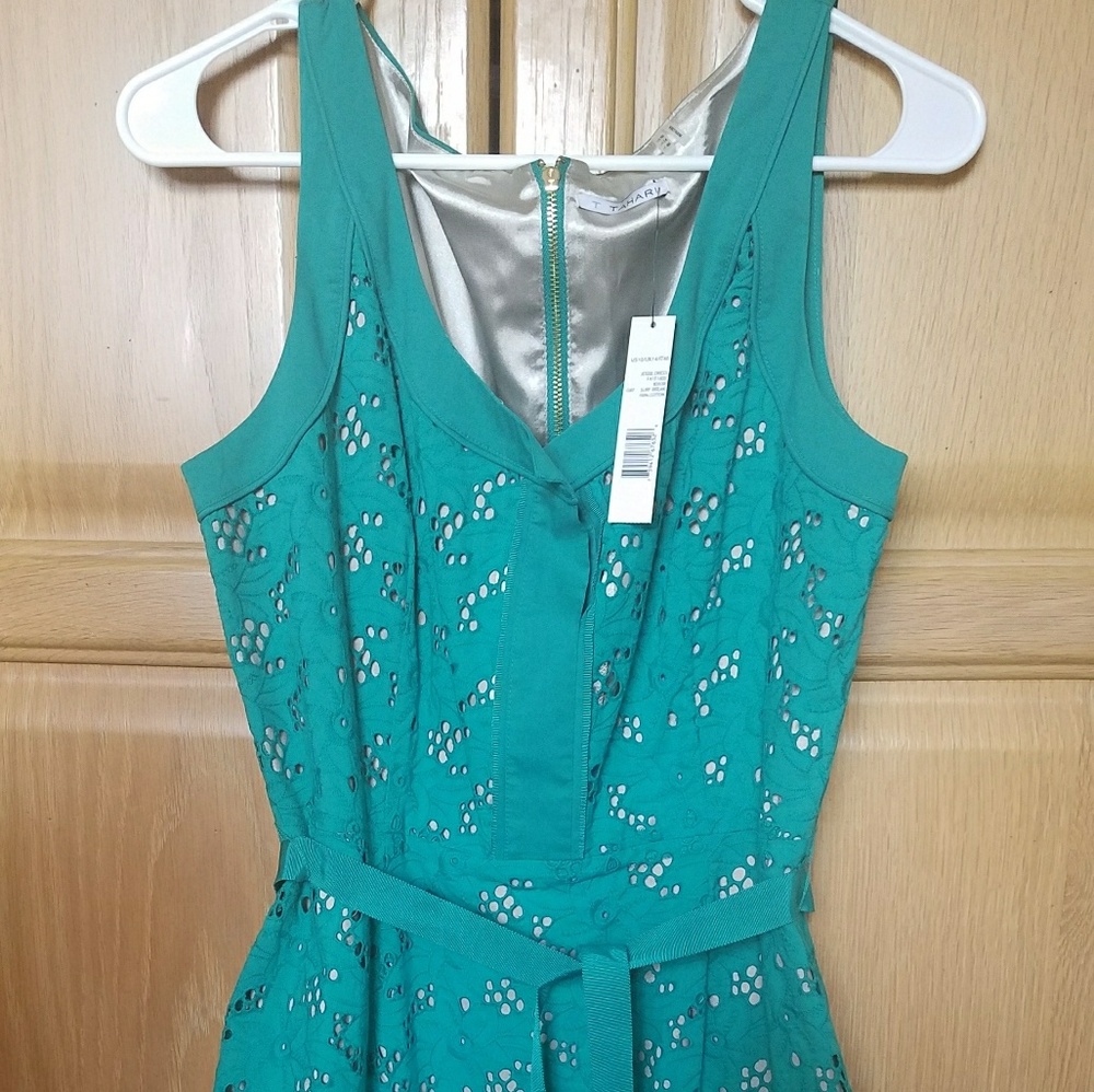Tahari dress nwt